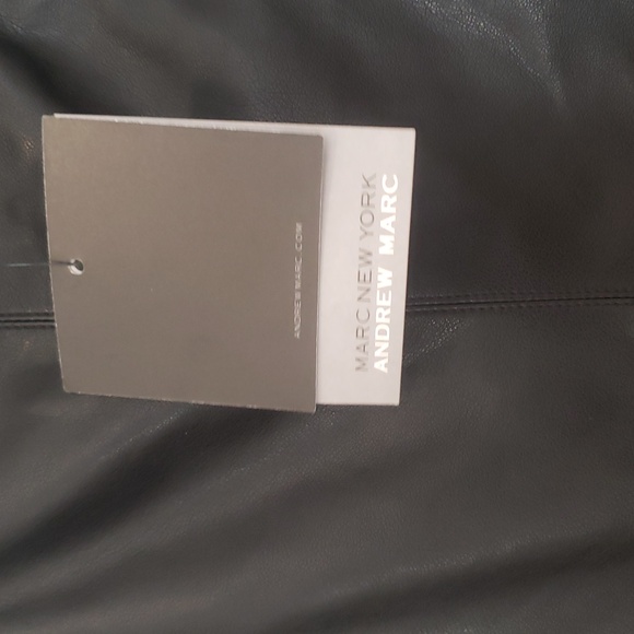 NWT Andrew Marc plether Size Large black Leggings - Picture 2 of 4